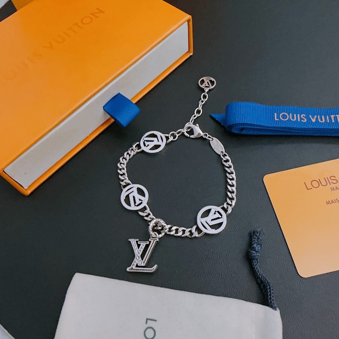 Louis Vuitton Luxury Bracelet | Timeless Design & Boutique-Grade Quality 111