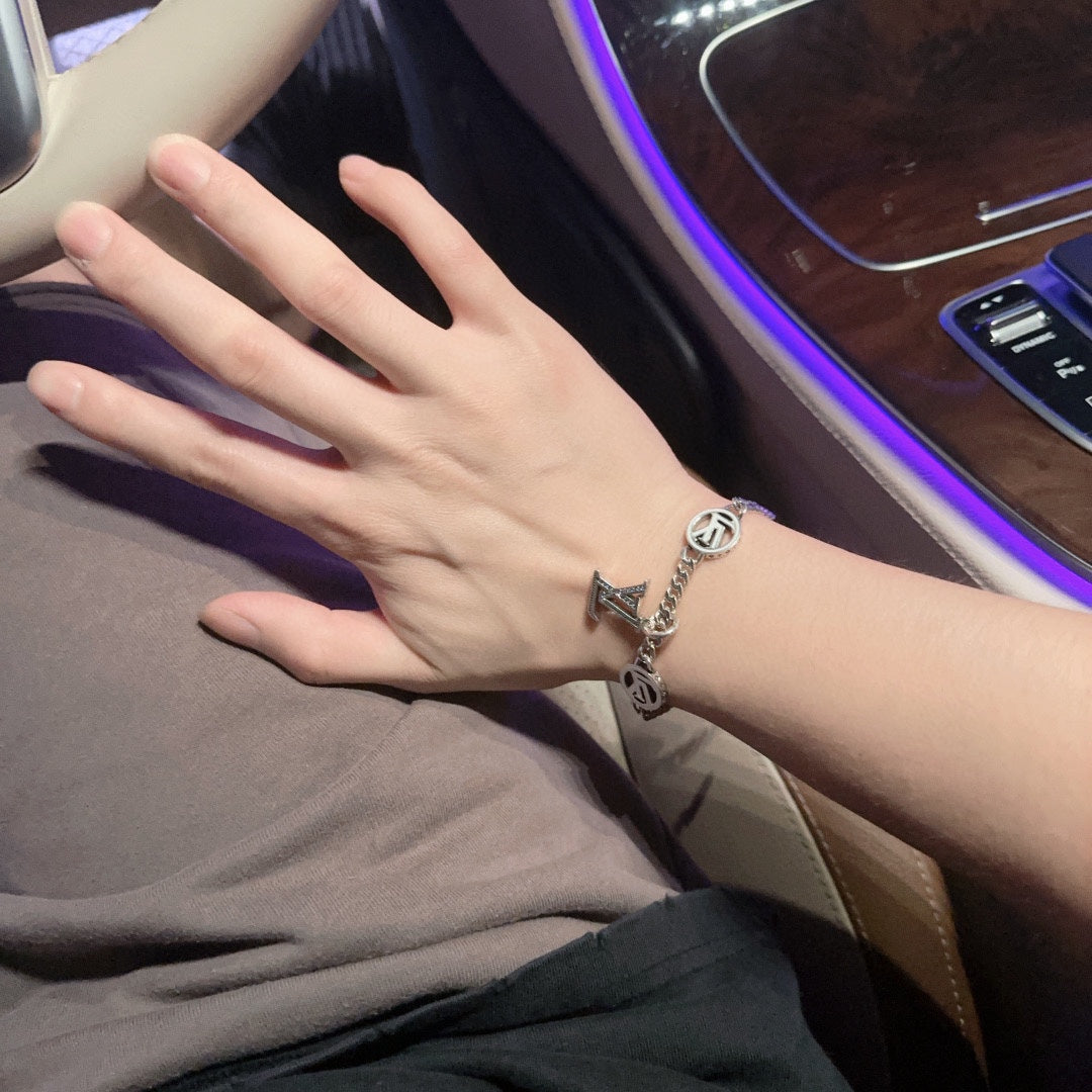 Louis Vuitton Luxury Bracelet | Timeless Design & Boutique-Grade Quality 111
