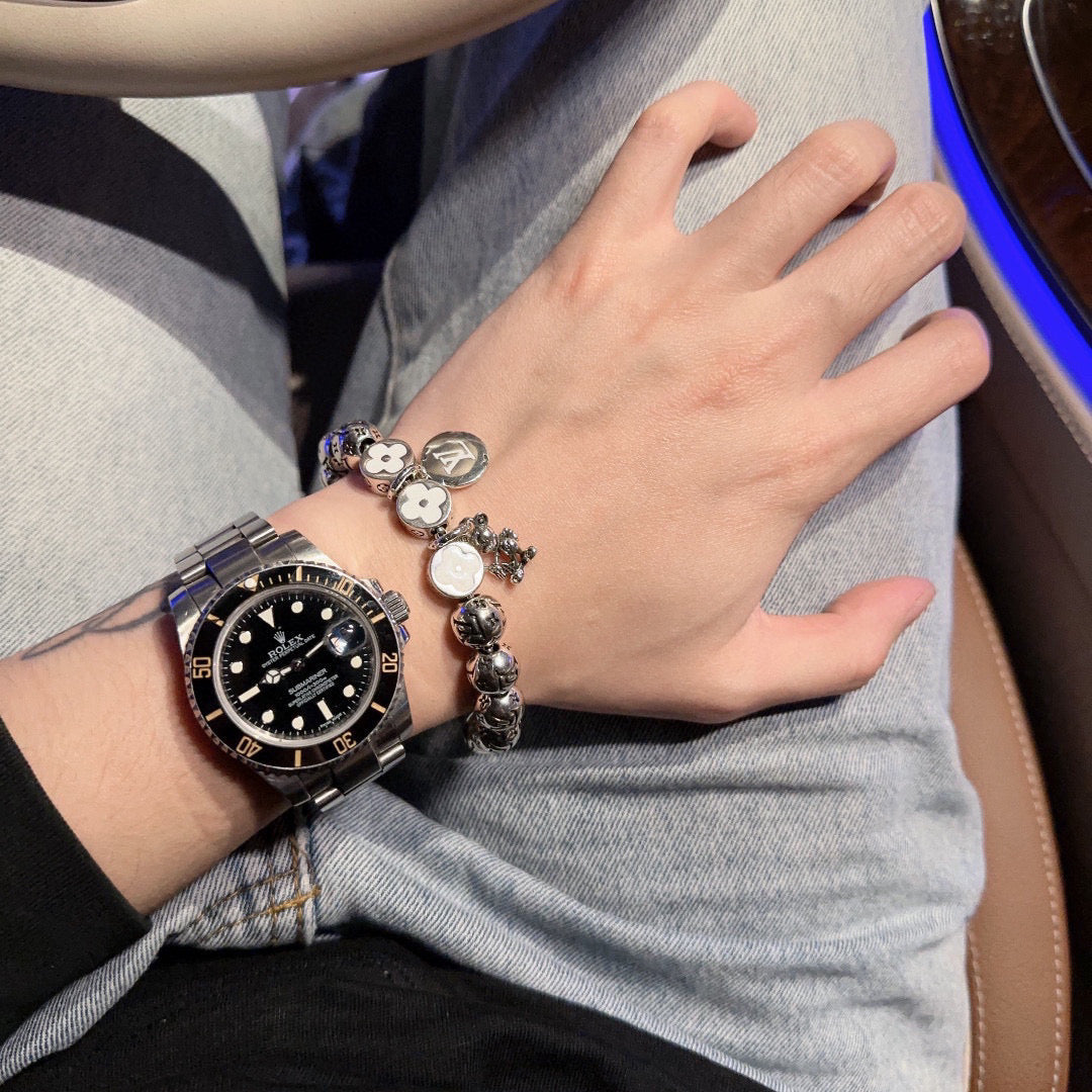 Louis Vuitton Luxury Bracelet | Timeless Design & Boutique-Grade Quality 114