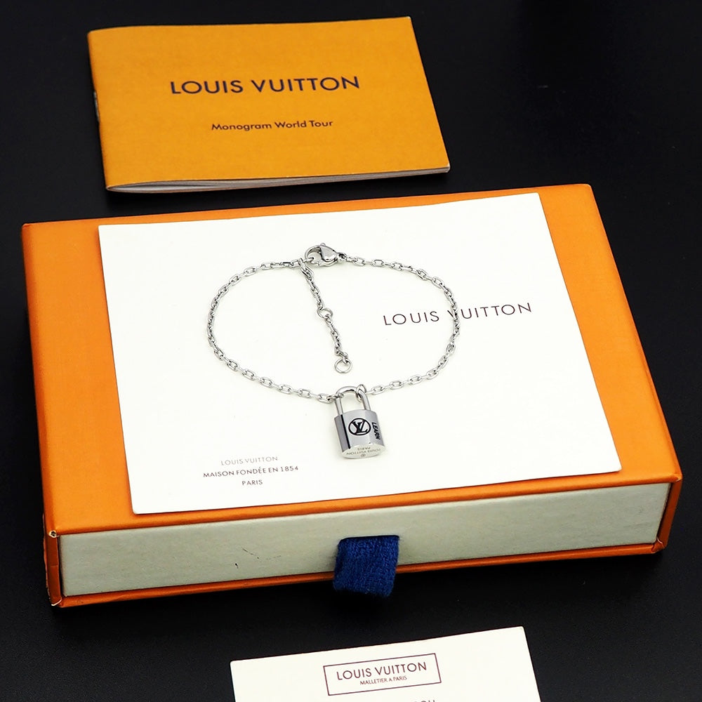 Louis Vuitton Luxury Bracelet | Timeless Design & Boutique-Grade Quality 115