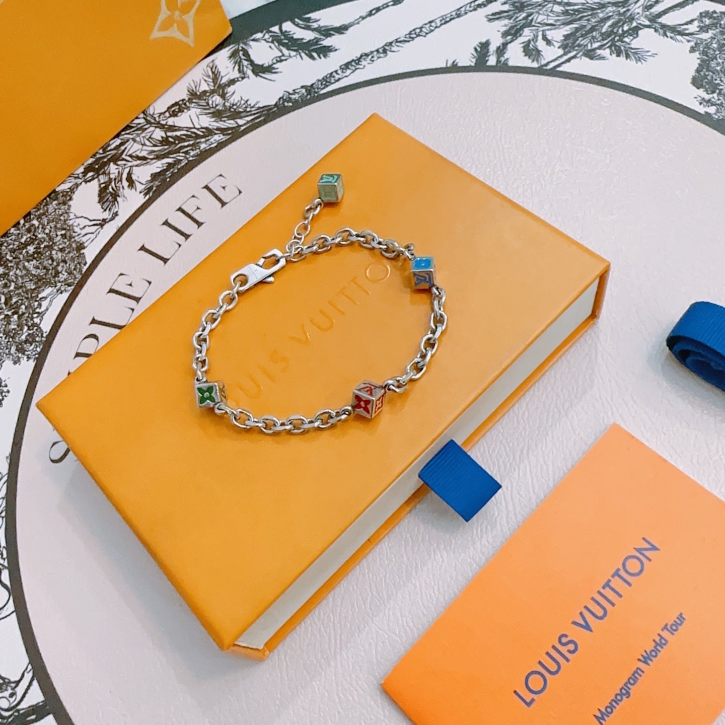 Louis Vuitton Luxury Bracelet | Timeless Design & Boutique-Grade Quality 118