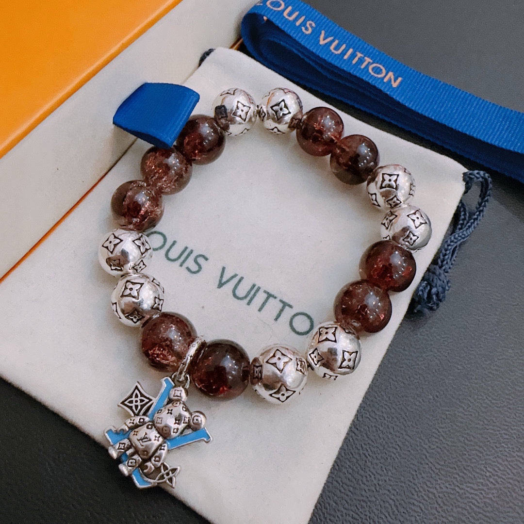 Louis Vuitton Luxury Bracelet | Timeless Design & Boutique-Grade Quality 125