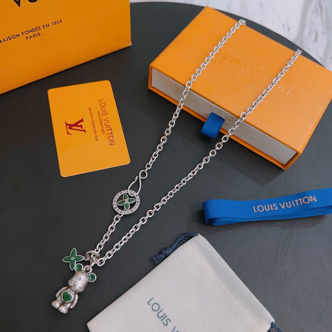 Louis Vuitton Luxury Necklace | Iconic Elegance & Boutique-Grade Quality 01