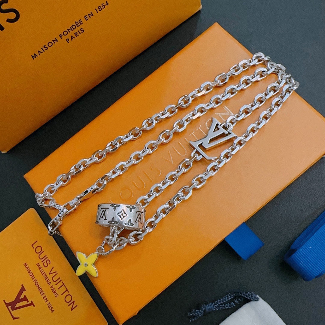 Louis Vuitton Luxury Necklace | Iconic Elegance & Boutique-Grade Quality 03
