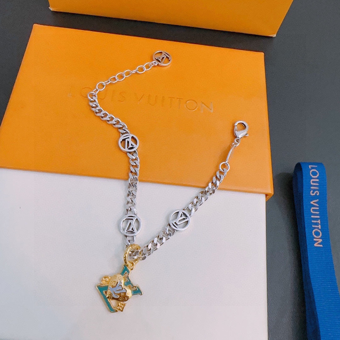 Louis Vuitton Luxury Bracelet | Timeless Design & Boutique-Grade Quality 134