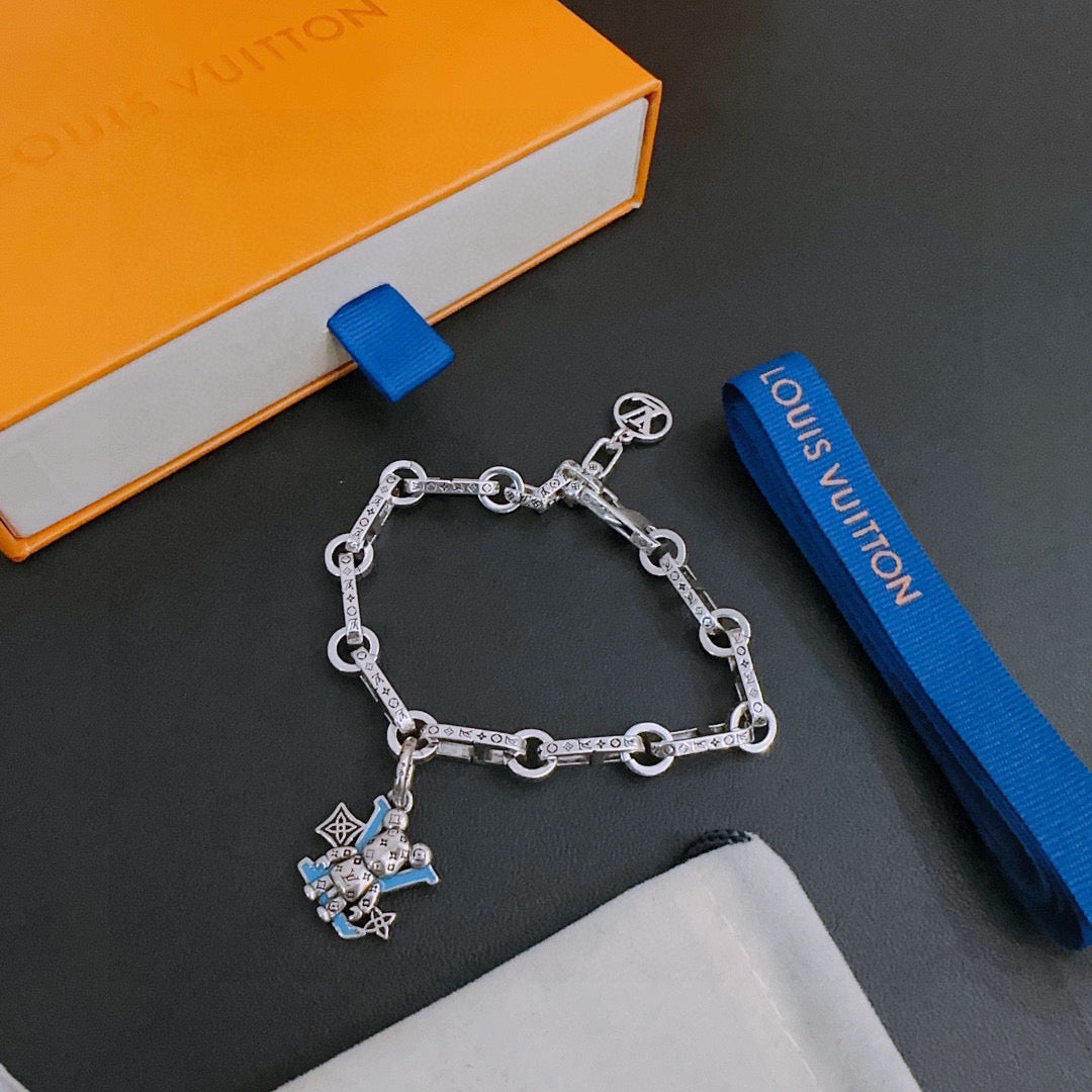 Louis Vuitton Luxury Bracelet | Timeless Design & Boutique-Grade Quality 135