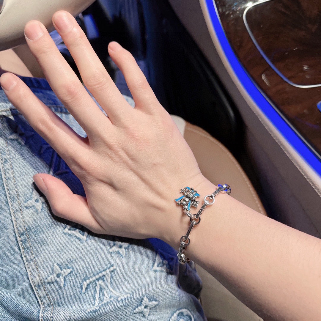 Louis Vuitton Luxury Bracelet | Timeless Design & Boutique-Grade Quality 135