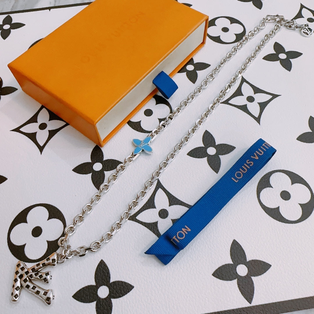 Louis Vuitton Luxury Necklace | Iconic Elegance & Boutique-Grade Quality 09