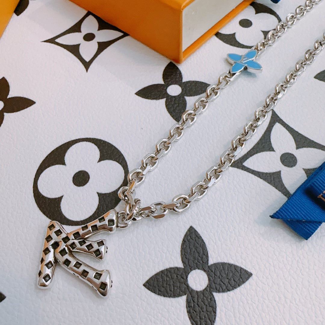 Louis Vuitton Luxury Necklace | Iconic Elegance & Boutique-Grade Quality 09