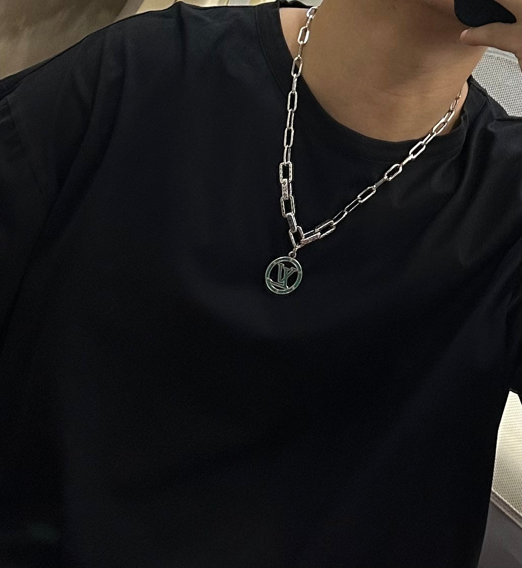 Louis Vuitton Luxury Necklace | Iconic Elegance & Boutique-Grade Quality 11