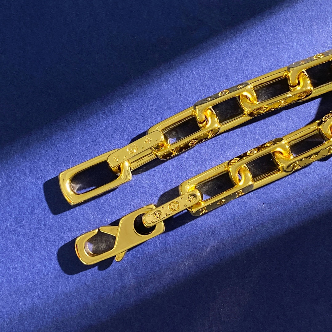 Louis Vuitton Luxury Bracelet | Timeless Design & Boutique-Grade Quality 145