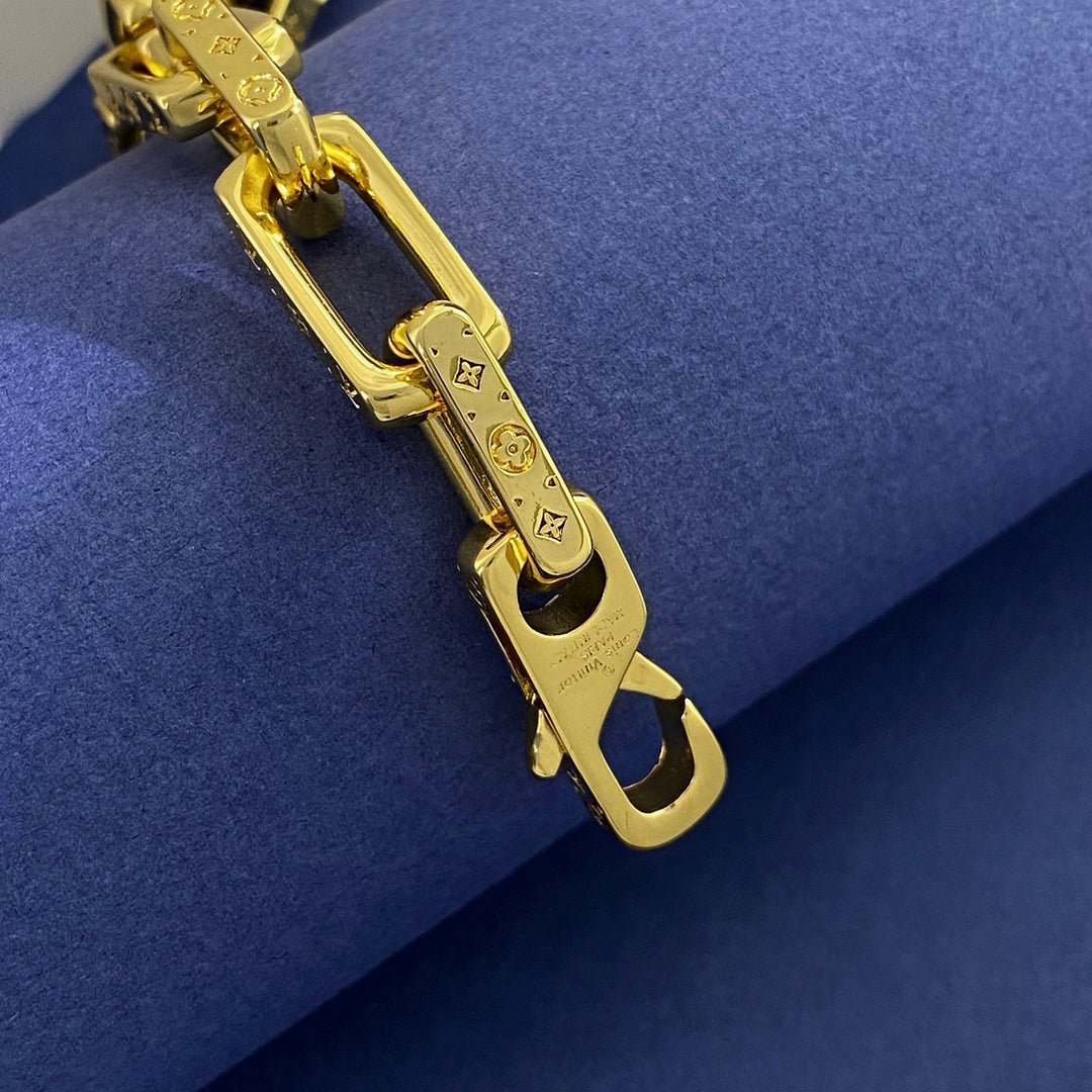 Louis Vuitton Luxury Bracelet | Timeless Design & Boutique-Grade Quality 145