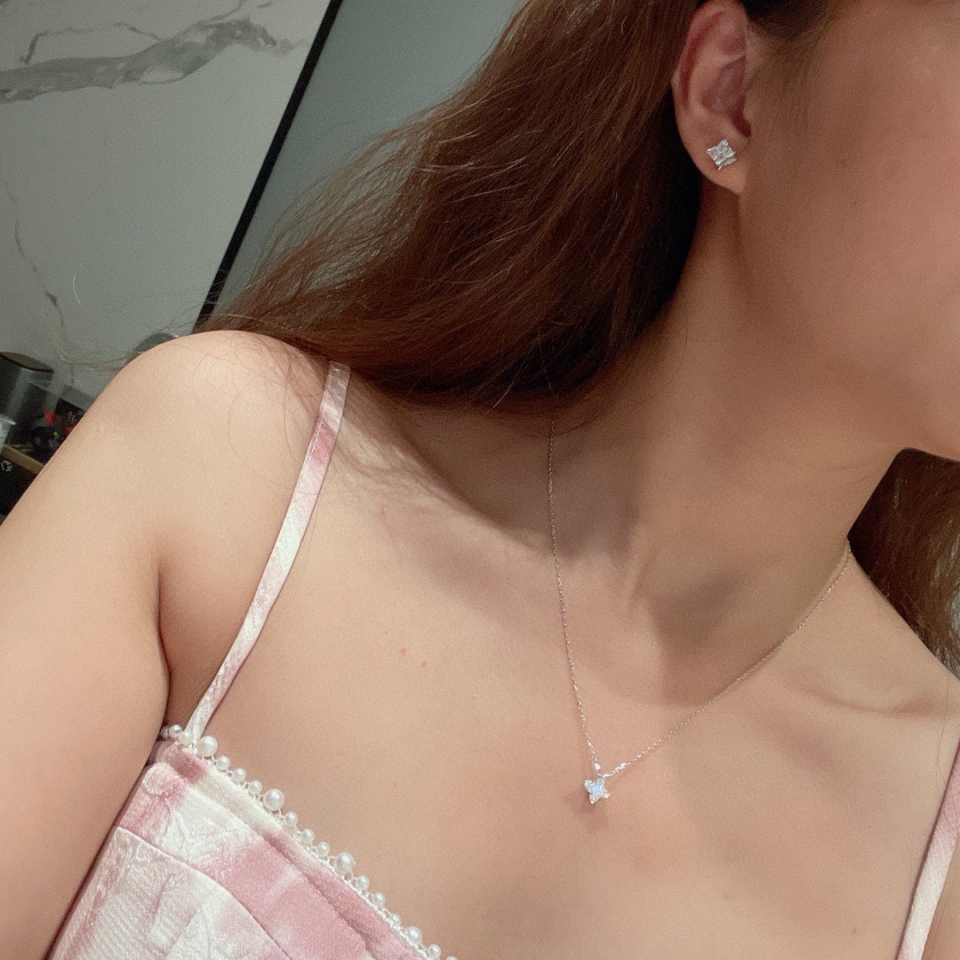 Louis Vuitton Luxury Necklace | Iconic Elegance & Boutique-Grade Quality 15