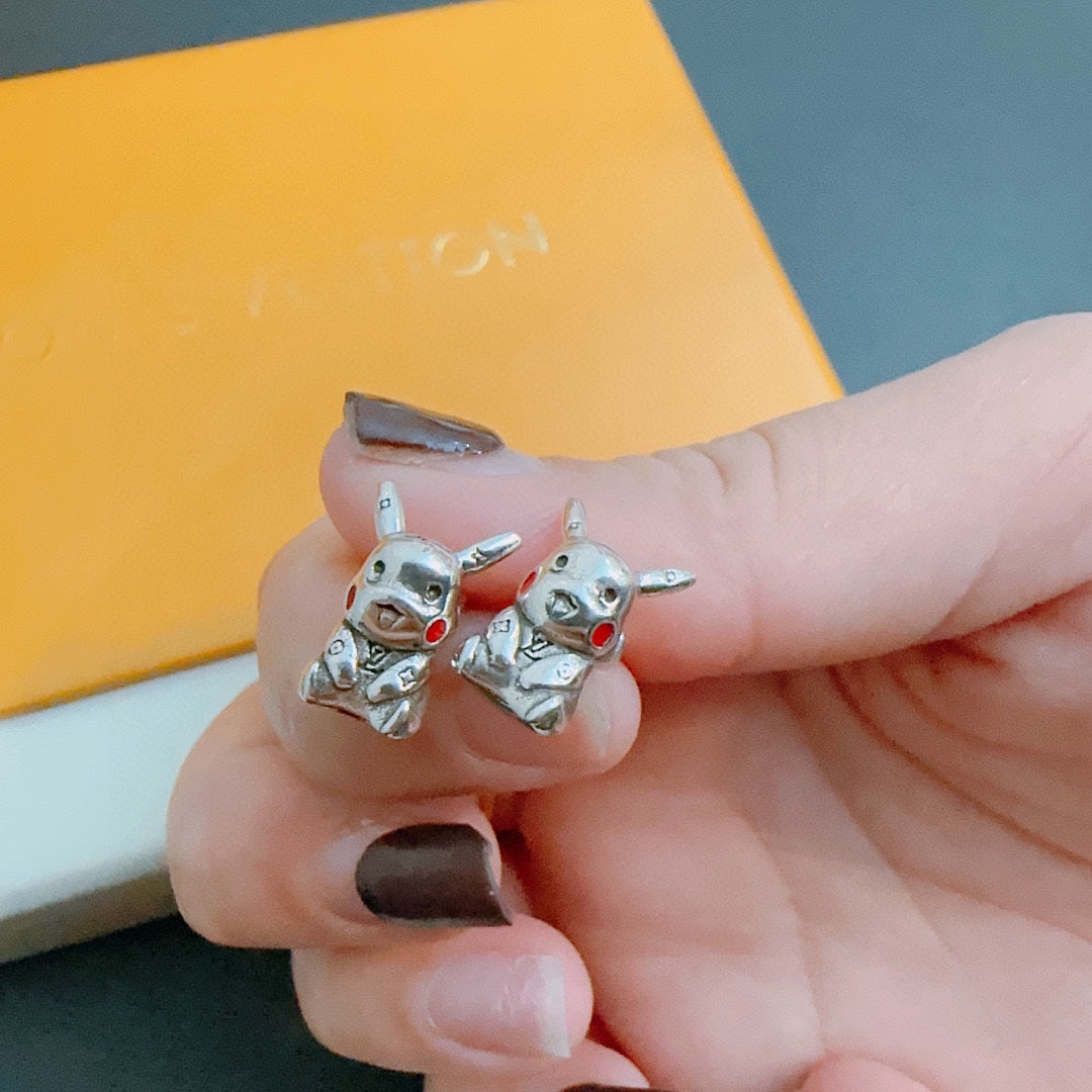 Louis Vuitton Luxury Earrings | Iconic Elegance & Boutique-Grade Quality 01