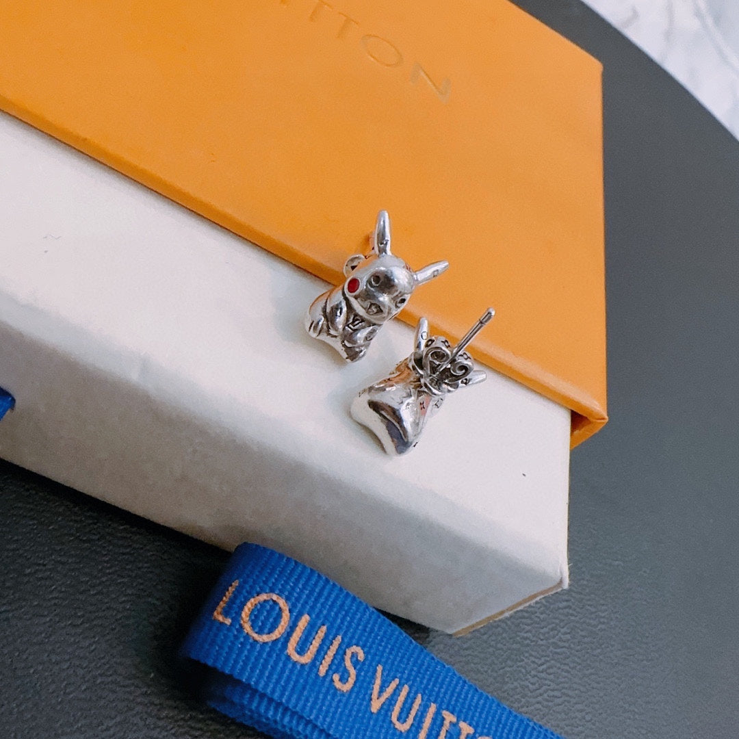 Louis Vuitton Luxury Earrings | Iconic Elegance & Boutique-Grade Quality 01