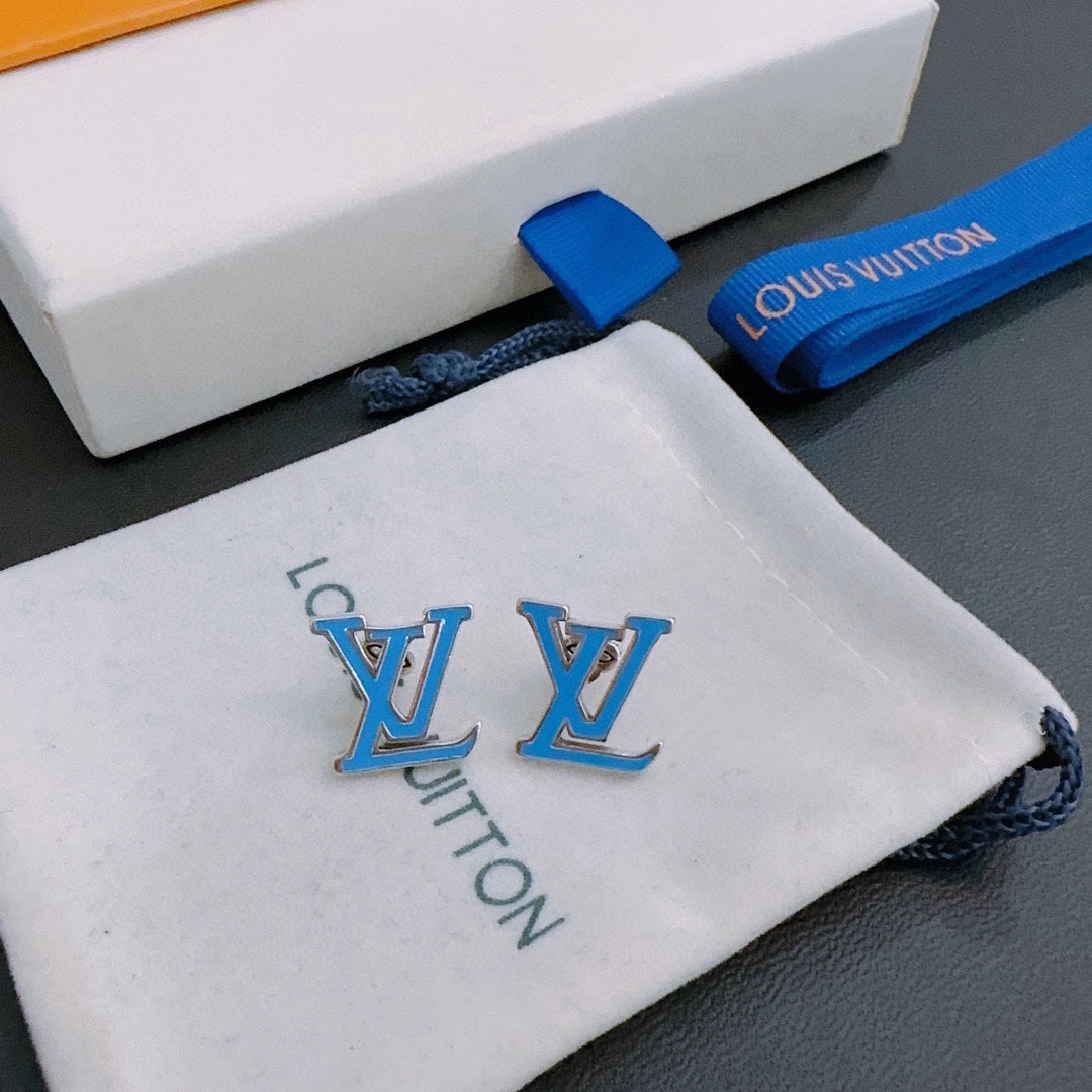 Louis Vuitton Luxury Earrings | Iconic Elegance & Boutique-Grade Quality 04