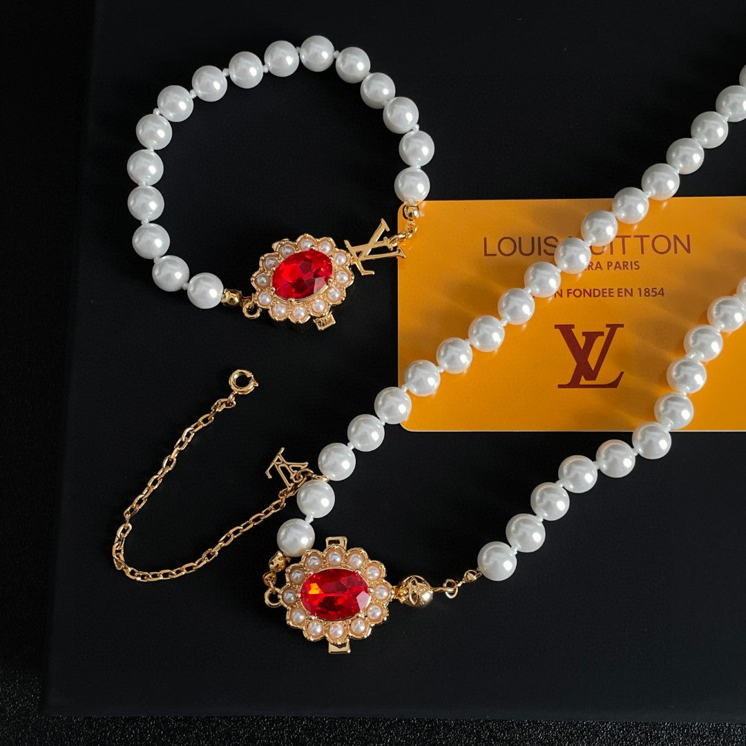 Louis Vuitton Luxury Necklace | Iconic Elegance & Boutique-Grade Quality 17