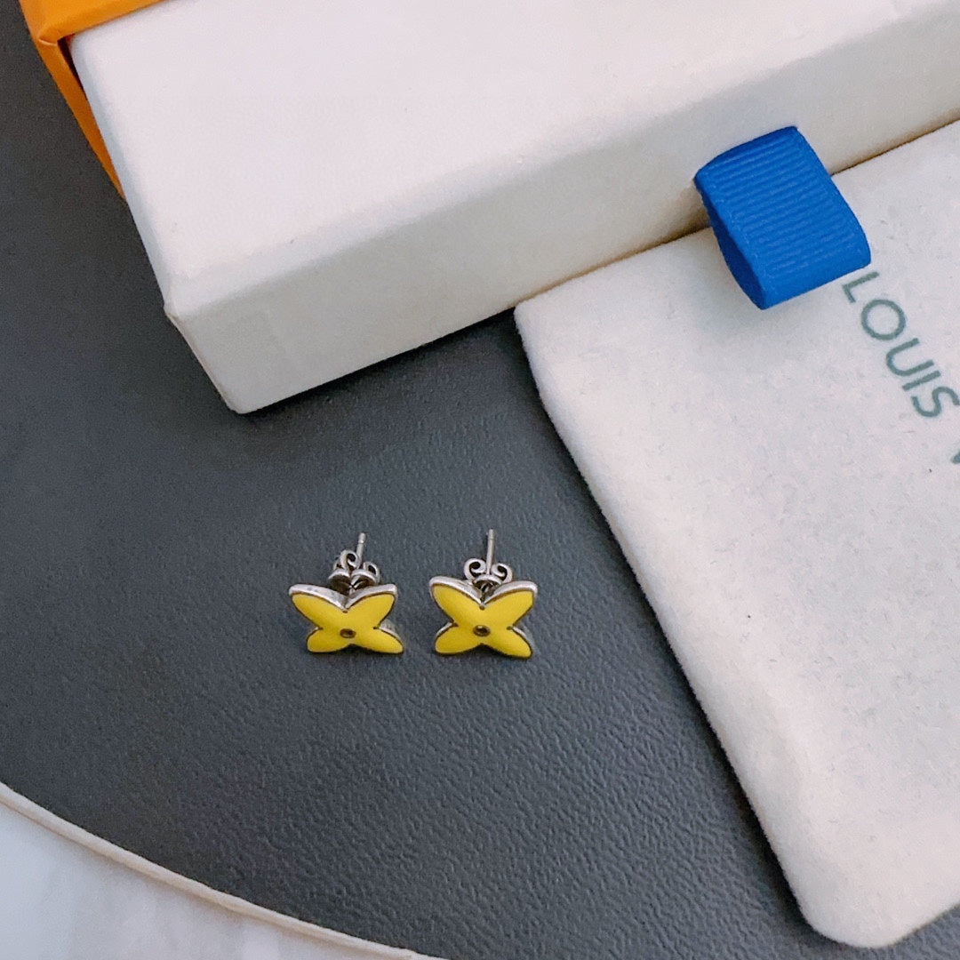 Louis Vuitton Luxury Earrings | Iconic Elegance & Boutique-Grade Quality 09