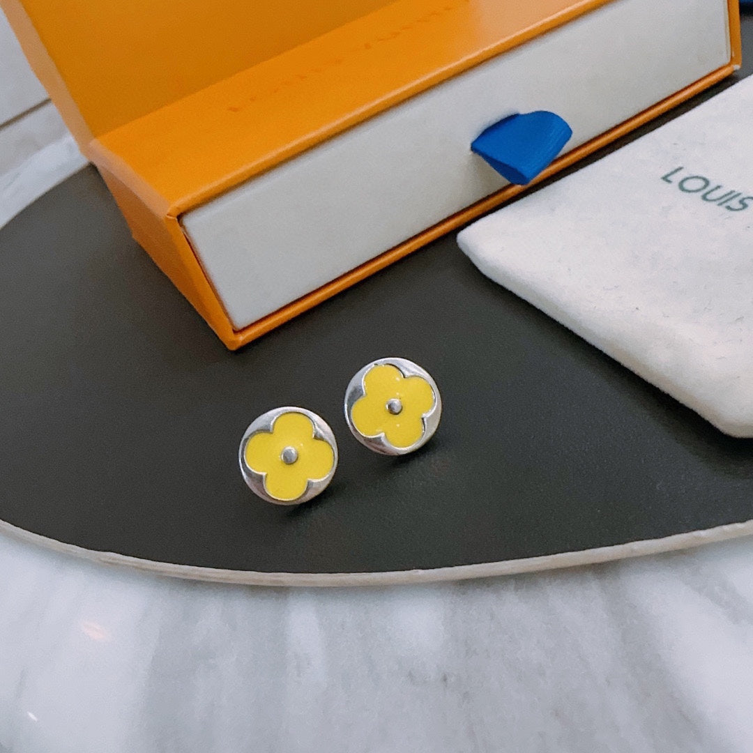 Louis Vuitton Luxury Earrings | Iconic Elegance & Boutique-Grade Quality 10