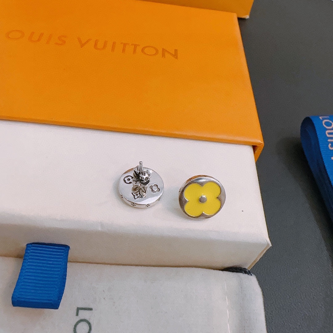 Louis Vuitton Luxury Earrings | Iconic Elegance & Boutique-Grade Quality 10