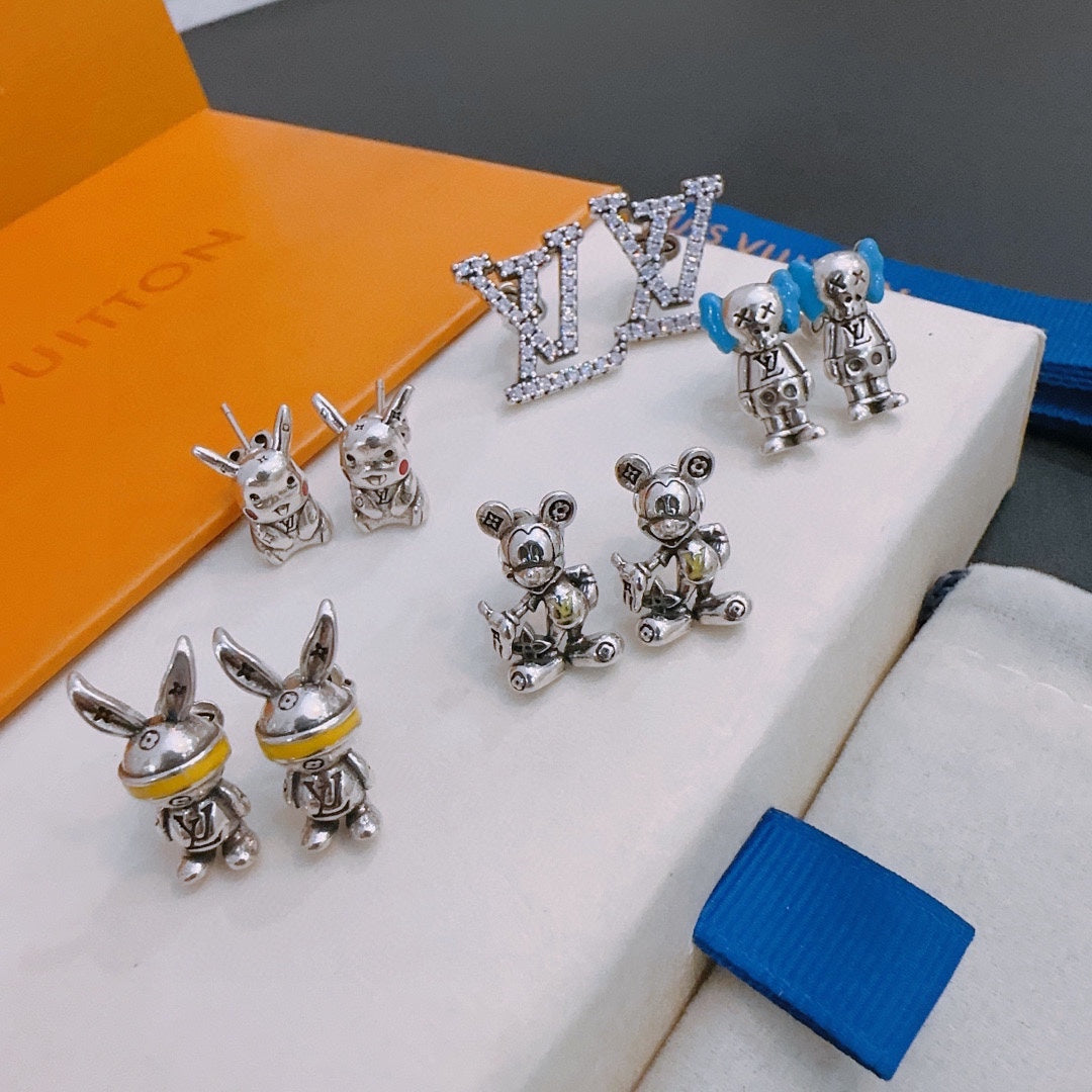Louis Vuitton Luxury Earrings | Iconic Elegance & Boutique-Grade Quality 15