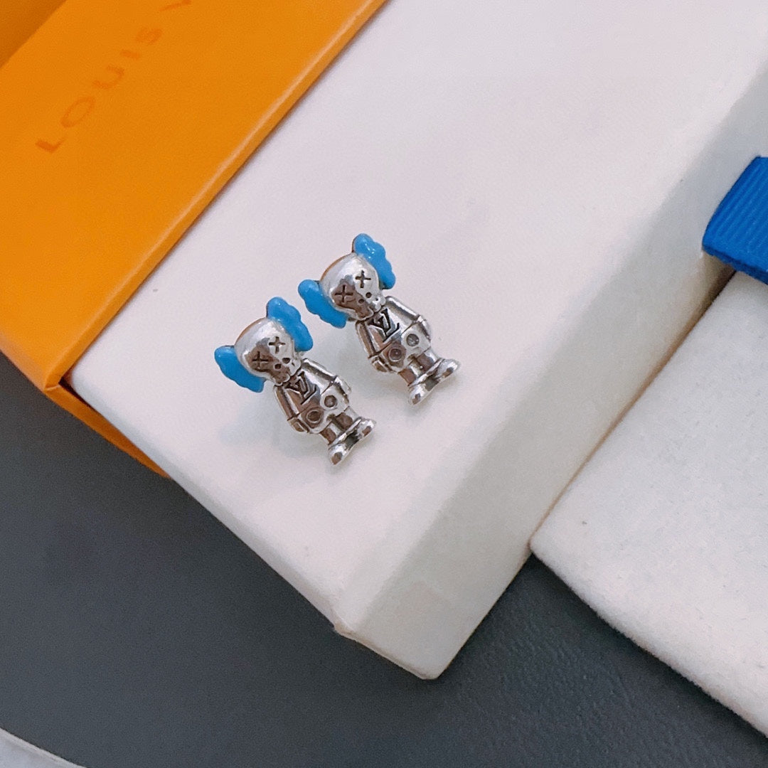 Louis Vuitton Luxury Earrings | Iconic Elegance & Boutique-Grade Quality 15