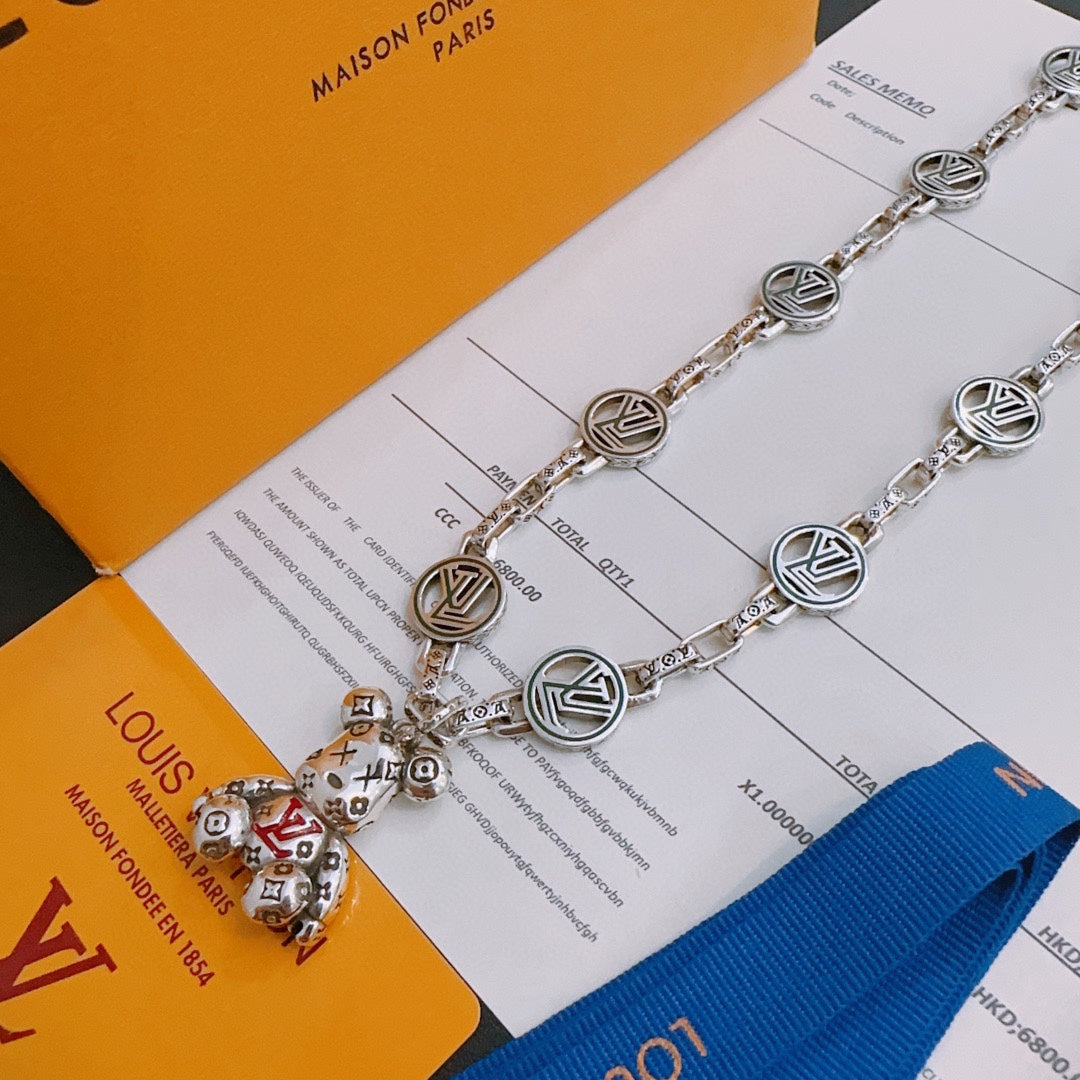 Louis Vuitton Luxury Necklace | Iconic Elegance & Boutique-Grade Quality 23