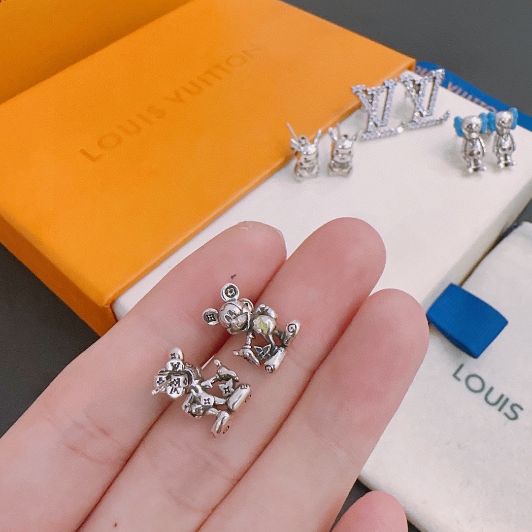 Louis Vuitton Luxury Earrings | Iconic Elegance & Boutique-Grade Quality 17