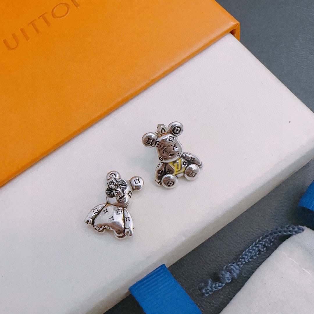 Louis Vuitton Luxury Earrings | Iconic Elegance & Boutique-Grade Quality 20
