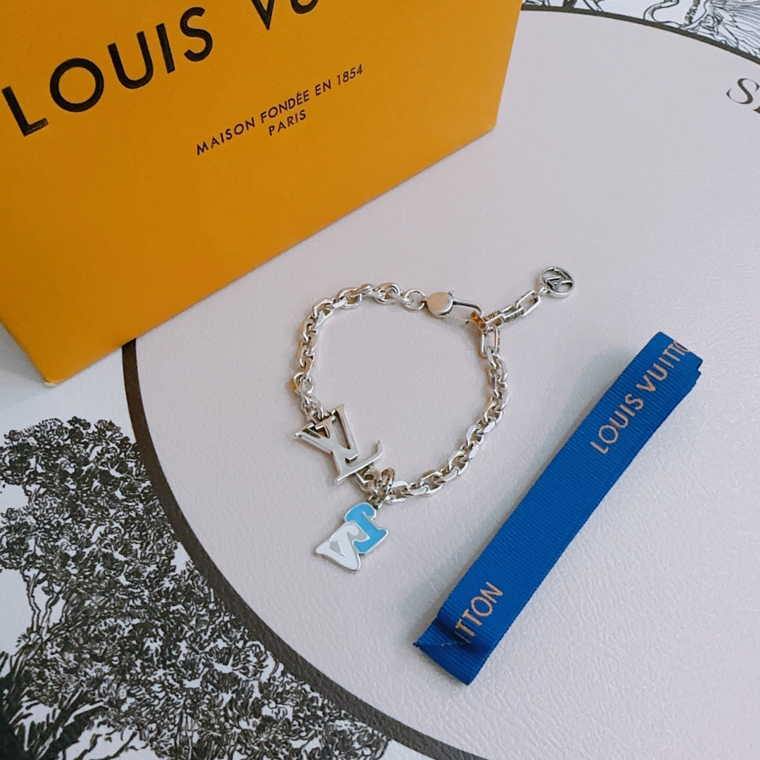 Louis Vuitton Luxury Necklace | Iconic Elegance & Boutique-Grade Quality 27