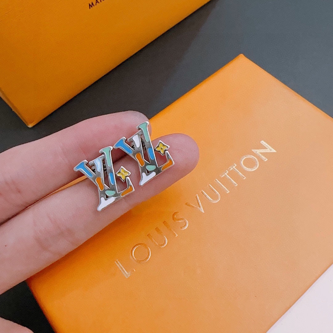 Louis Vuitton Luxury Earrings | Iconic Elegance & Boutique-Grade Quality 25