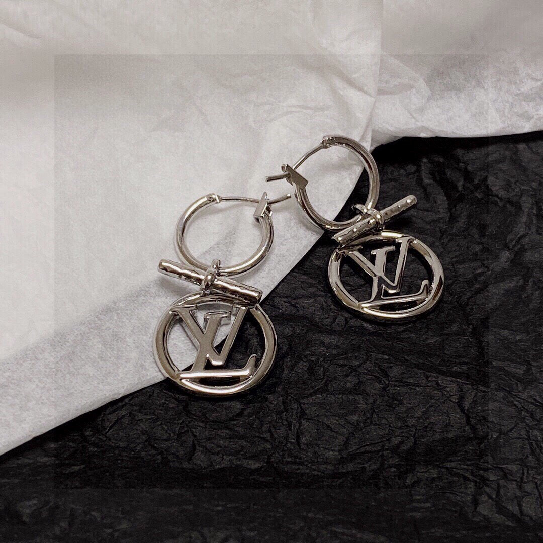 Louis Vuitton Luxury Earrings | Iconic Elegance & Boutique-Grade Quality 27