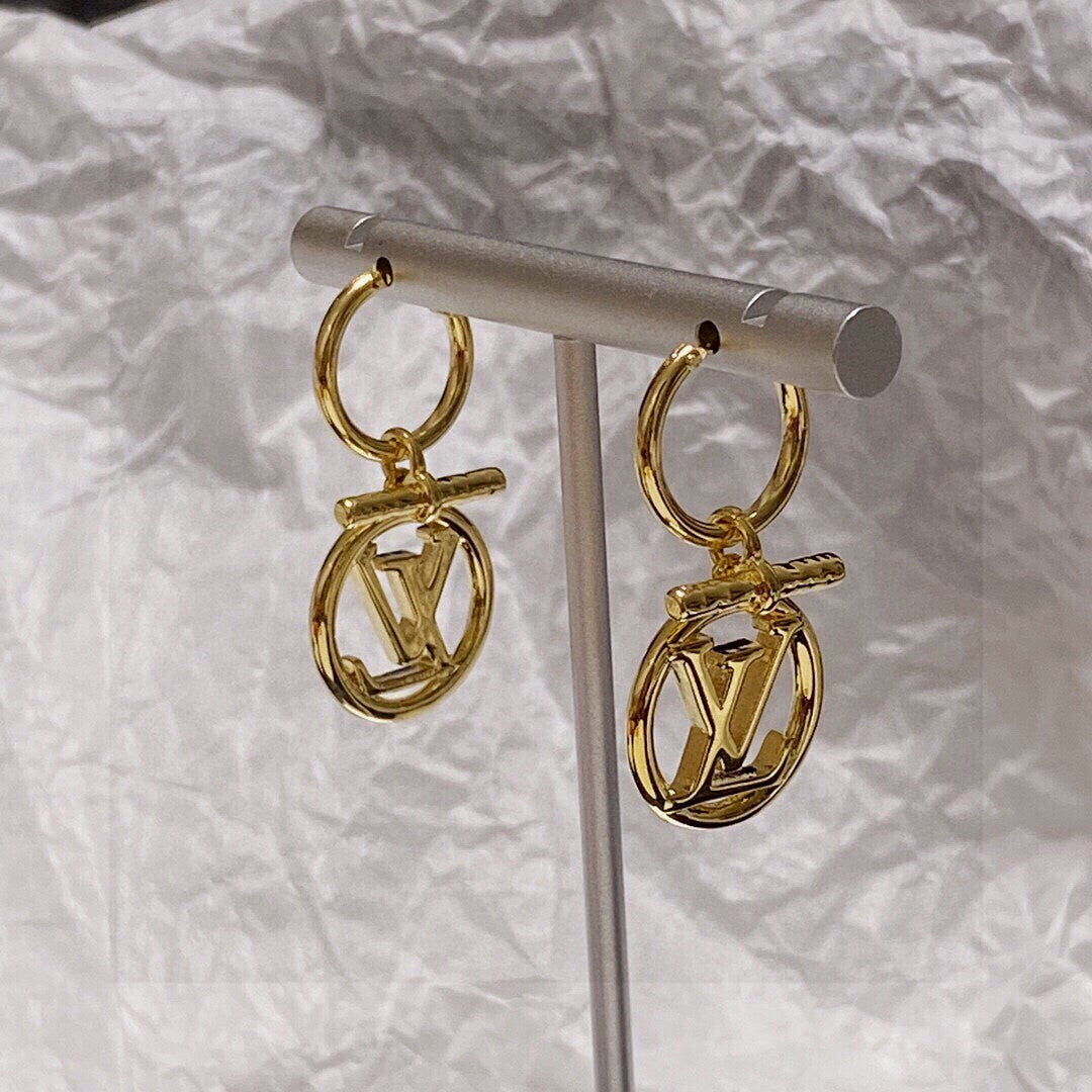 Louis Vuitton Luxury Earrings | Iconic Elegance & Boutique-Grade Quality 28