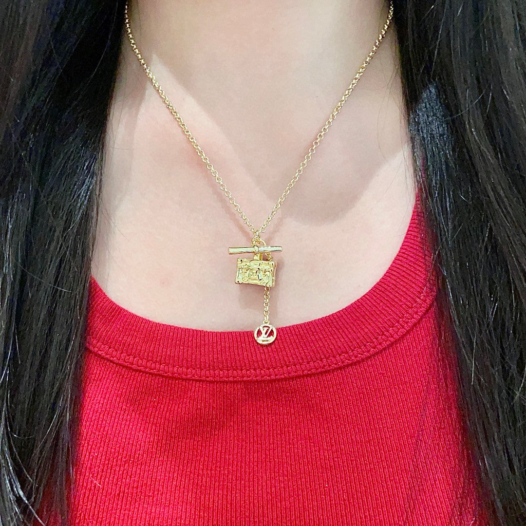 Louis Vuitton Luxury Necklace | Iconic Elegance & Boutique-Grade Quality 33