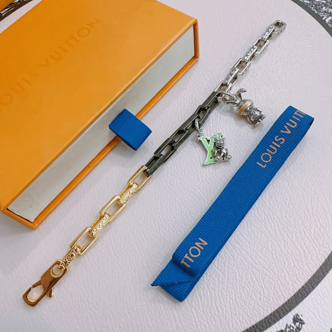 Louis Vuitton Luxury Necklace | Iconic Elegance & Boutique-Grade Quality 38