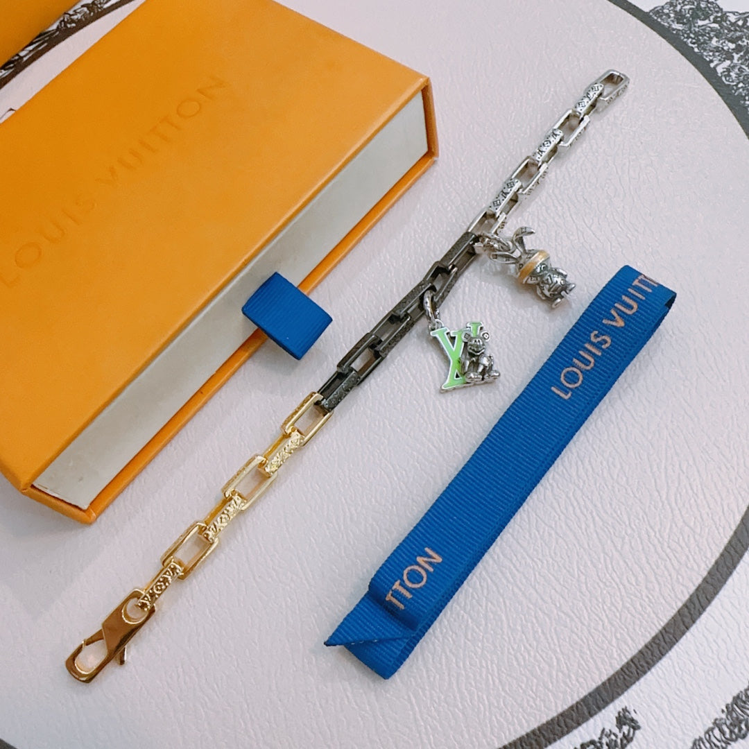 Louis Vuitton Luxury Necklace | Iconic Elegance & Boutique-Grade Quality 38