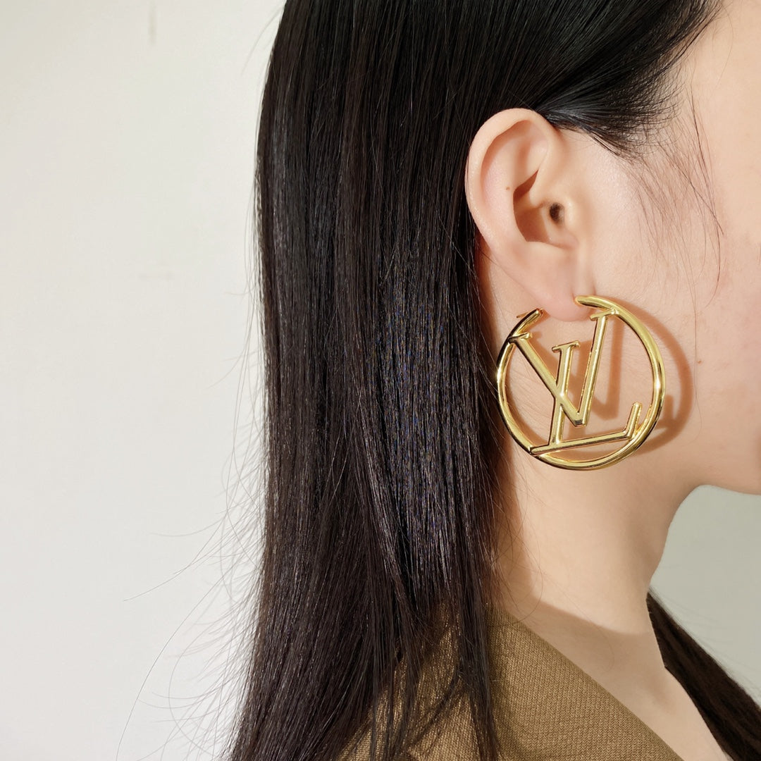 Louis Vuitton Luxury Earrings | Iconic Elegance & Boutique-Grade Quality 59