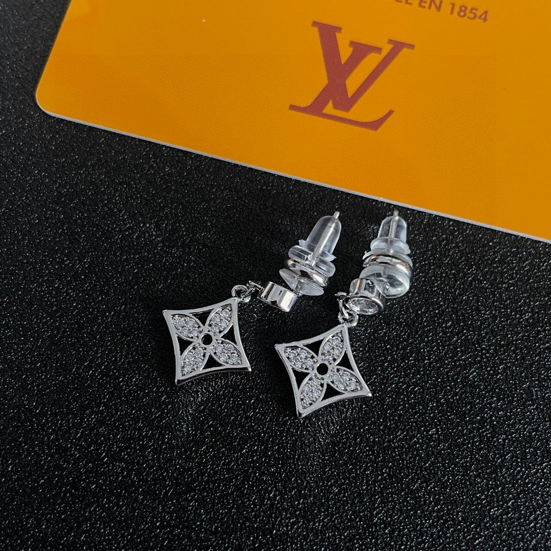 Louis Vuitton Luxury Earrings | Iconic Elegance & Boutique-Grade Quality 63