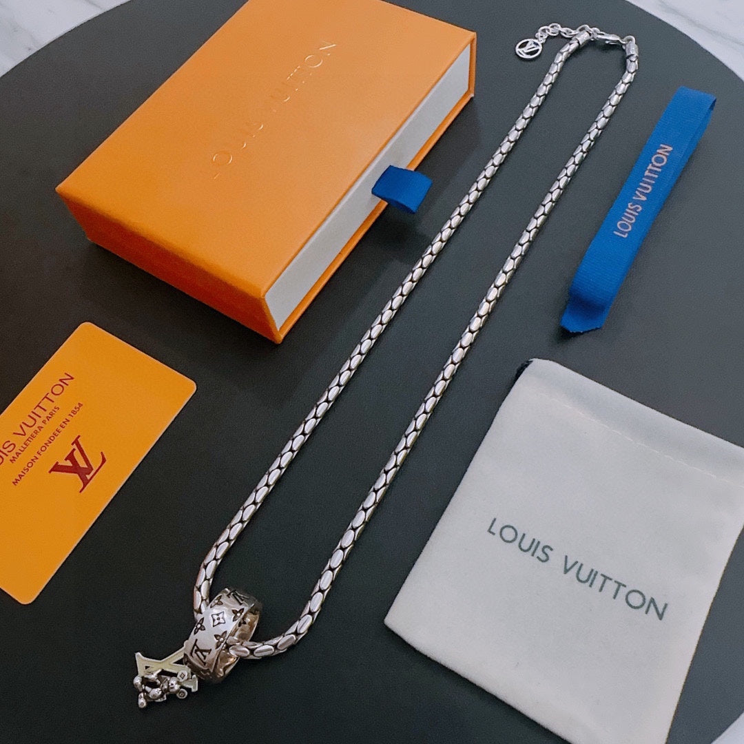 Louis Vuitton Luxury Necklace | Iconic Elegance & Boutique-Grade Quality 51