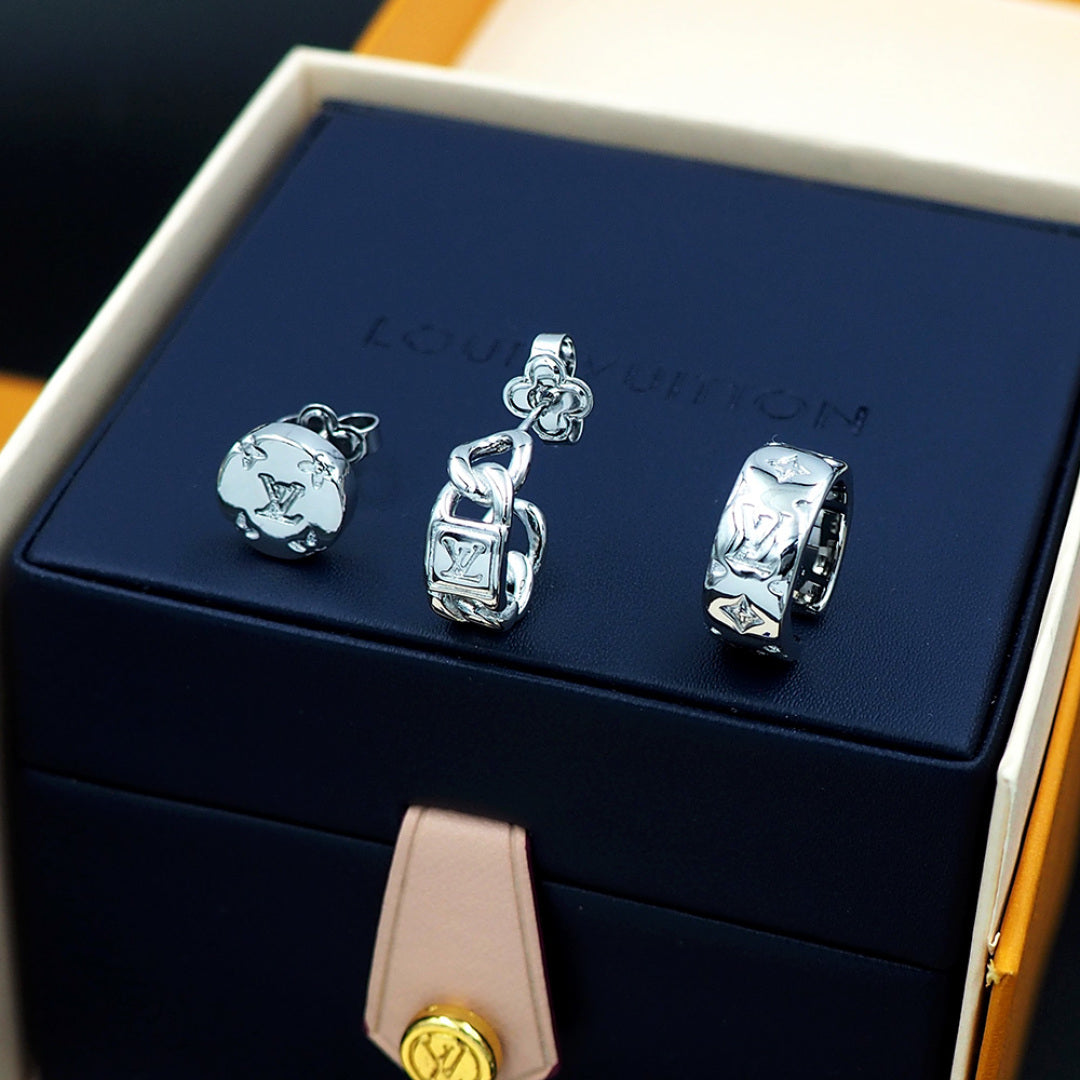 Louis Vuitton Luxury Earrings | Iconic Elegance & Boutique-Grade Quality 73