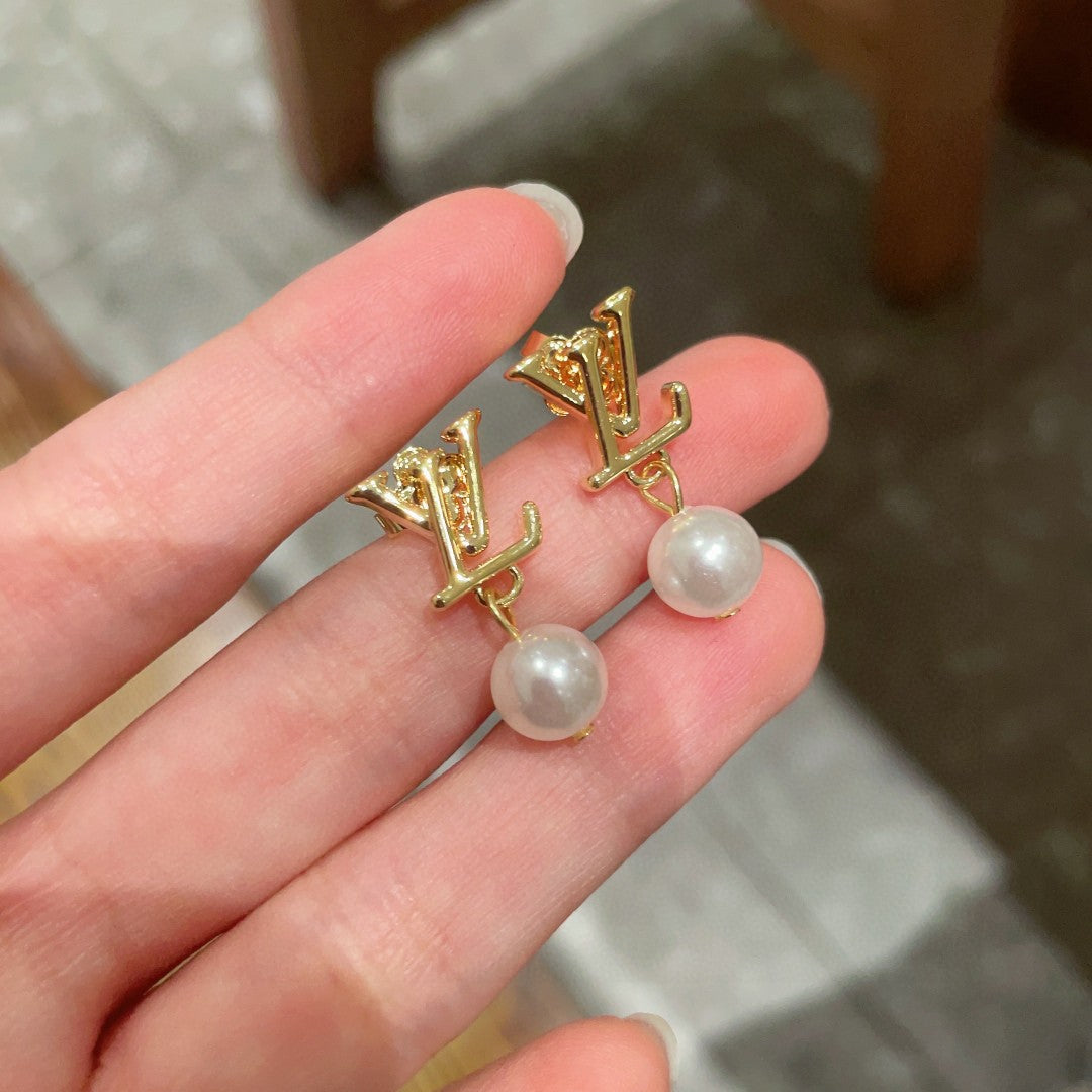 Louis Vuitton Luxury Earrings | Iconic Elegance & Boutique-Grade Quality 74