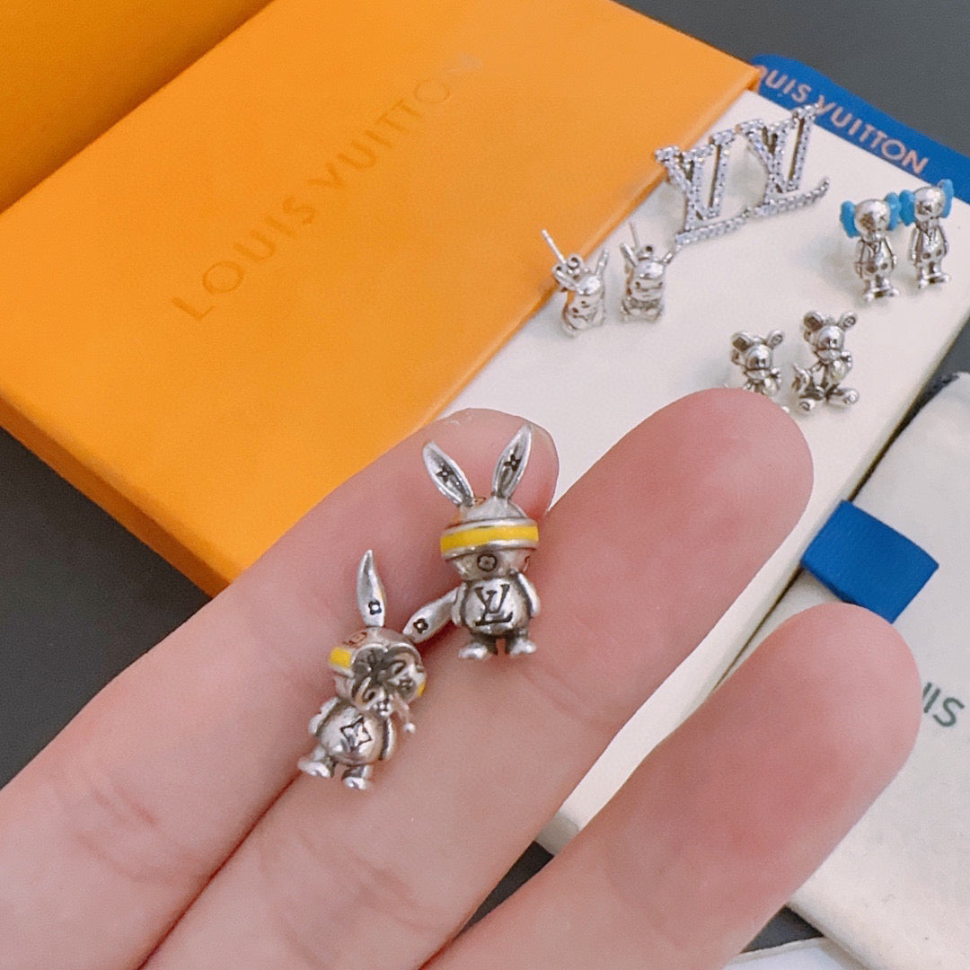 Louis Vuitton Luxury Earrings | Iconic Elegance & Boutique-Grade Quality 80