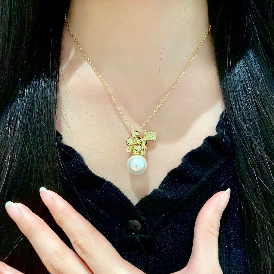 Louis Vuitton Luxury Necklace | Iconic Elegance & Boutique-Grade Quality 66