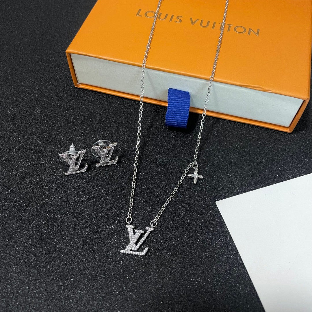Louis Vuitton Luxury Necklace | Iconic Elegance & Boutique-Grade Quality 67