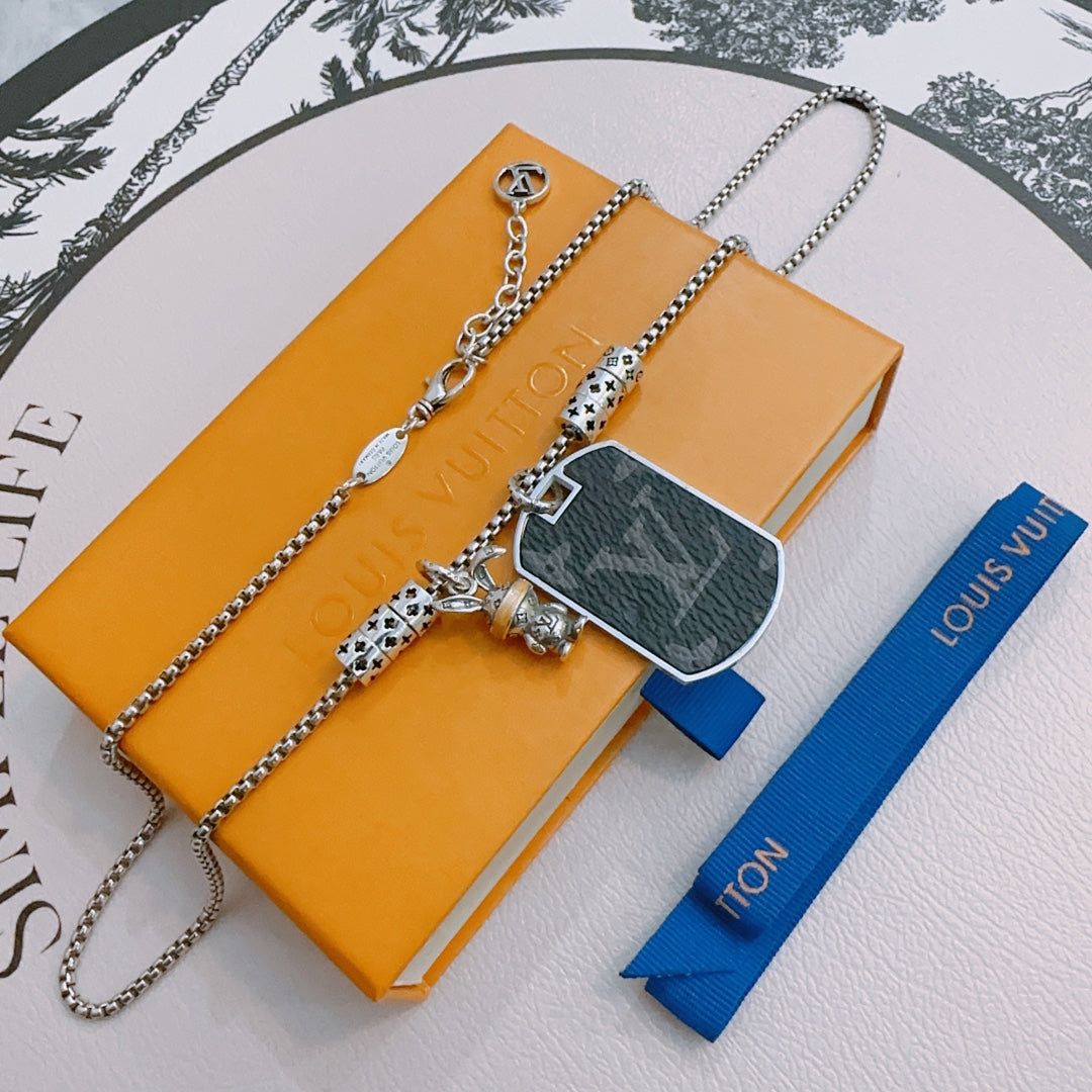 Louis Vuitton Luxury Necklace | Iconic Elegance & Boutique-Grade Quality 70
