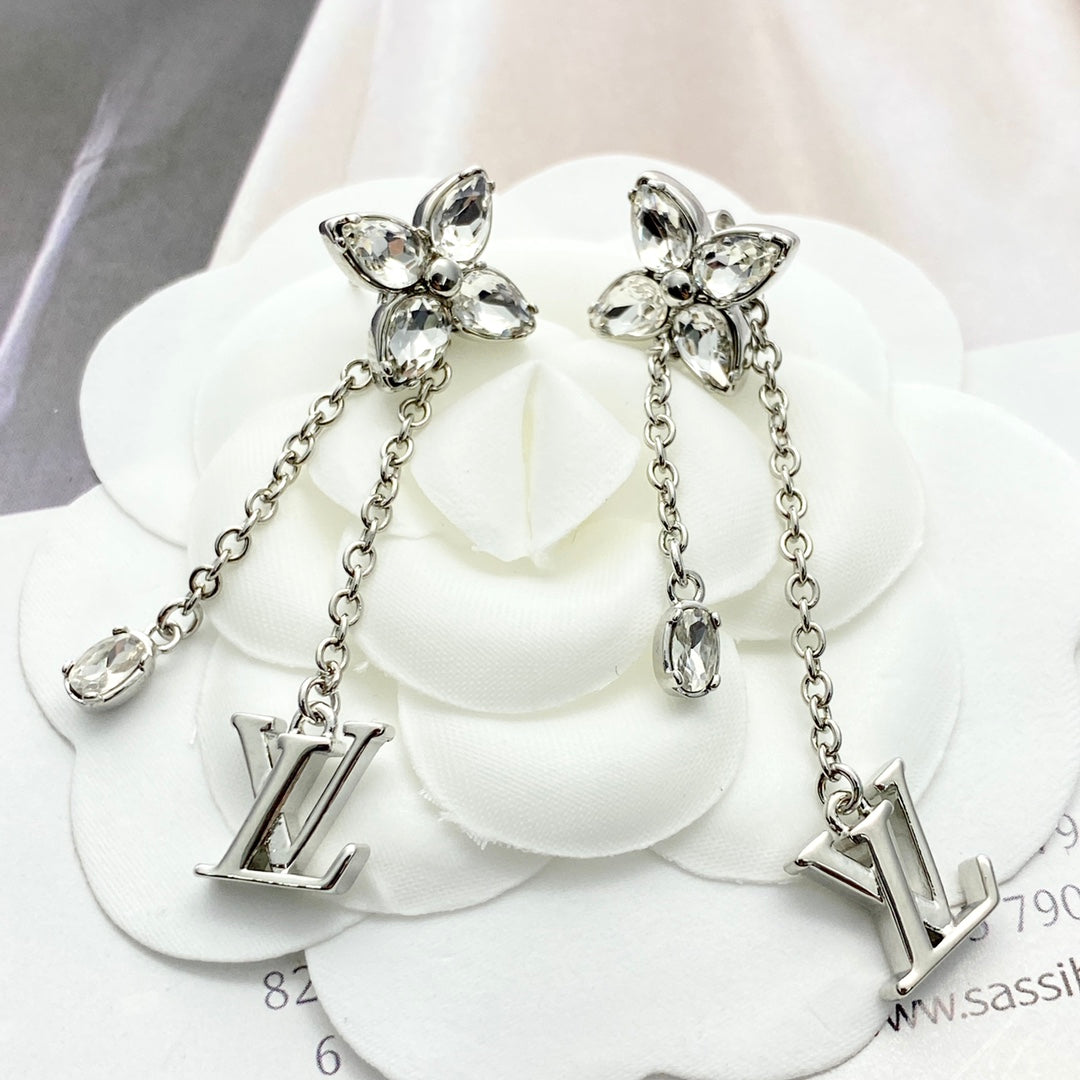 Louis Vuitton Luxury Earrings | Iconic Elegance & Boutique-Grade Quality 90