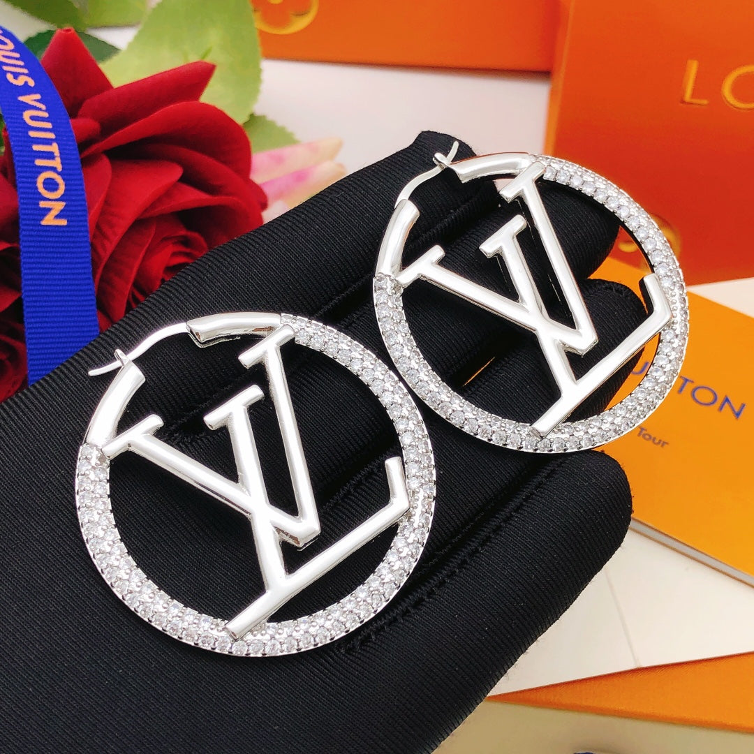 Louis Vuitton Luxury Earrings | Iconic Elegance & Boutique-Grade Quality 92