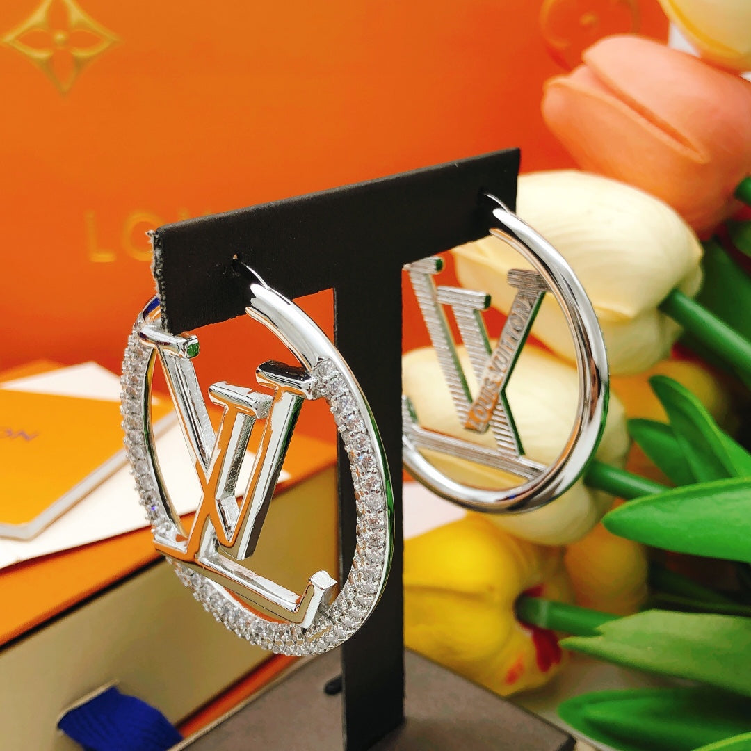 Louis Vuitton Luxury Earrings | Iconic Elegance & Boutique-Grade Quality 92