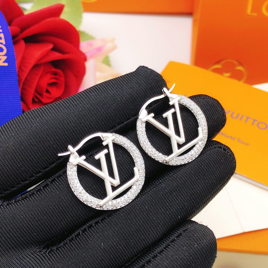 Louis Vuitton Luxury Earrings | Iconic Elegance & Boutique-Grade Quality 93