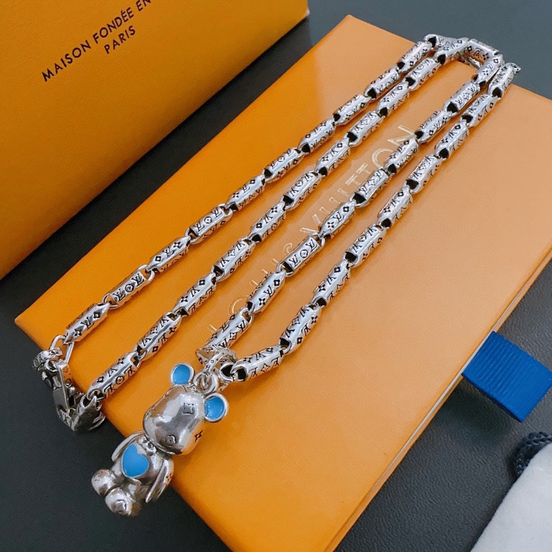 Louis Vuitton Luxury Necklace | Iconic Elegance & Boutique-Grade Quality 75